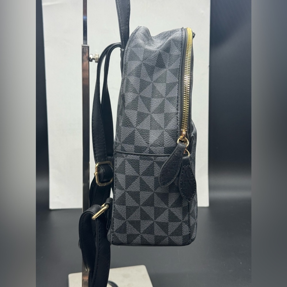 Classic Triangle Checkered Mini Backpack - Picture 2 of 12